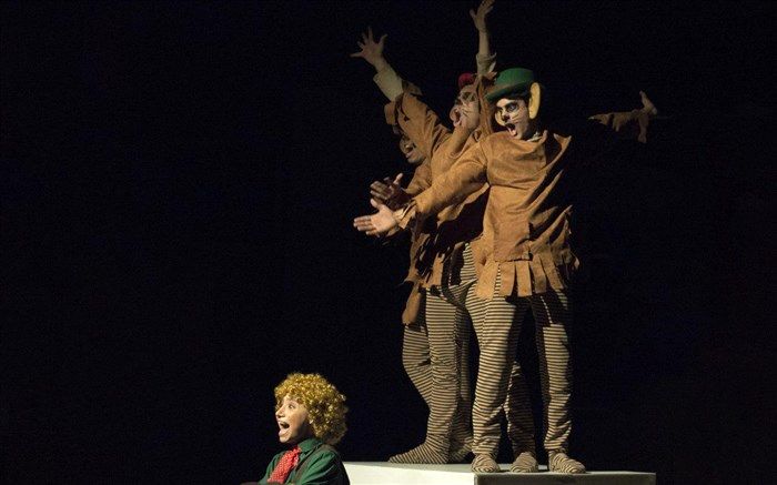 آموزش صلح و انسان‌دوستی از دستان تیستو سبزانگشتی