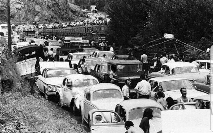 تصویر/ ترافیک جاده چالوس در سال ۱۳۴۰