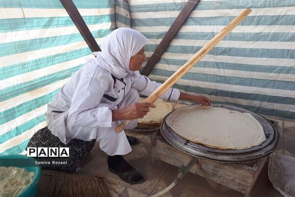 برگزاری نخستین جشنواره انار و خرمای شهر خاوران