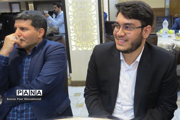 تجلیل از اولین مدال آور یزدی در المپیاد جهانی نجوم و اختر فیزیک