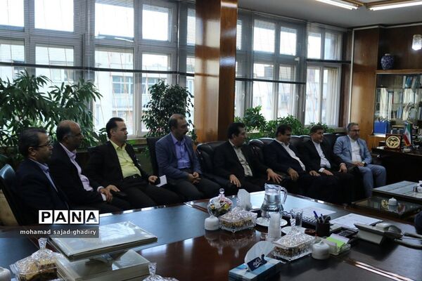 مراسم تودیع و معارفه مدیرکل آموزش و پرورش شهر تهران