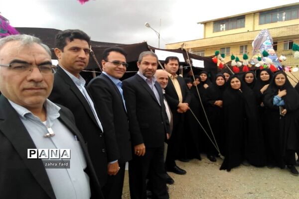 برگزاری جشنواره زعفران در شهر مشکان نی ریز