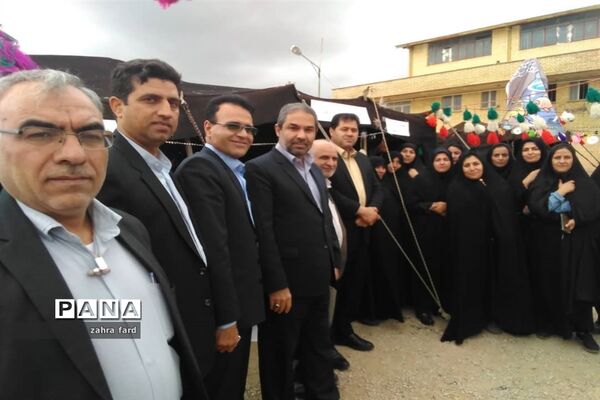 برگزاری جشنواره زعفران در شهر مشکان نی ریز