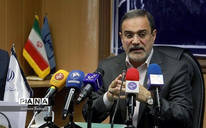 وزیر آموزش و پرورش: والدین باید بتوانند وضع مدرسه فرزند را رصد کنند