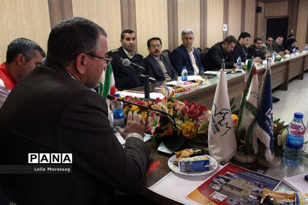 جلسه کارگروه آموزش و هماهنگی مانور زلزله  و ایمنی درمدارس آذربایجان‌شرقی