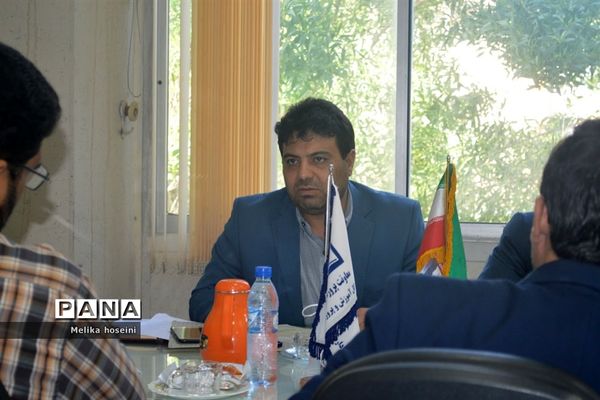 دومین جلسه کمیته استانی  مانور سراسری زلزله و ایمنی در بوشهر