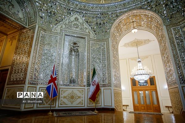 دیدار وزرای خارجه انگلیس و ایران