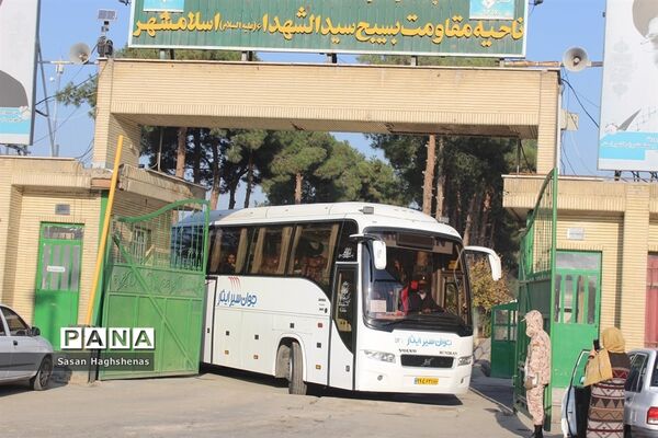 اعزام دختران دانش‌آموز شهرستان اسلامشهر به سرزمین‌های ایثار و شهادت