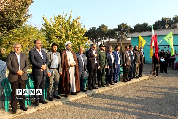 اعزام دختران دانش‌آموز شهرستان اسلامشهر به سرزمین‌های ایثار و شهادت