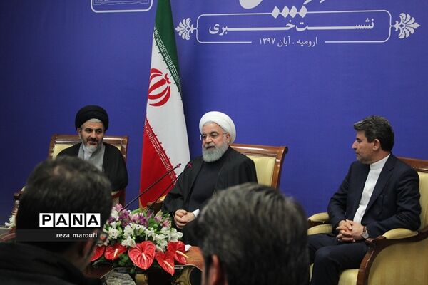نشست خبری ریس جمهوری با خبرنگاران استان آذربایجان غربی