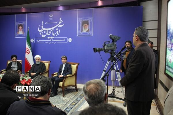 نشست خبری ریس جمهوری با خبرنگاران استان آذربایجان غربی