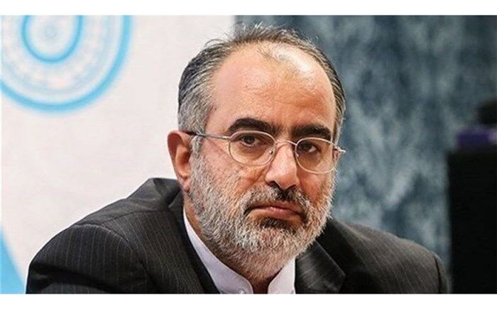 دلجویی آشنا  از ظریف در مقابل معترضان
