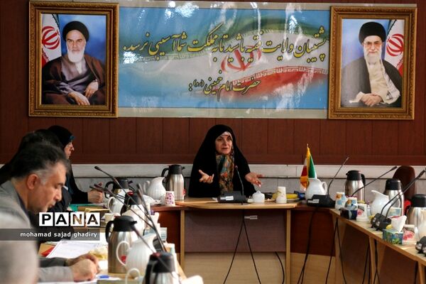 اولین نشست سرگروه مدیران دوره دوم متوسطه نظری مناطق نوزده‌گانه شهر تهران