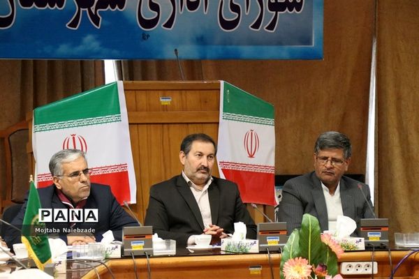 دیدار تشکل‌های دانش‌آموزی فریمان با فرماندار این شهرستان