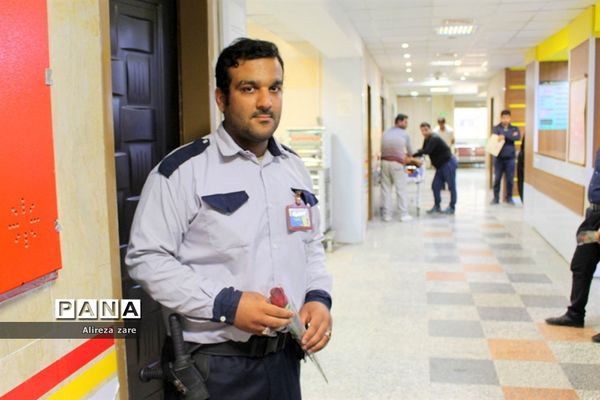 دیدار خادمان مسجد مقدس جمکران قم از بیماران بیمارستان شهدای خلیج فارس بوشهر