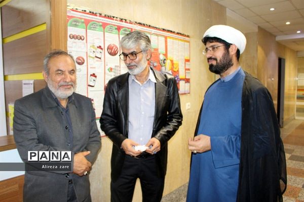 دیدار خادمان مسجد مقدس جمکران قم از بیماران بیمارستان شهدای خلیج فارس بوشهر