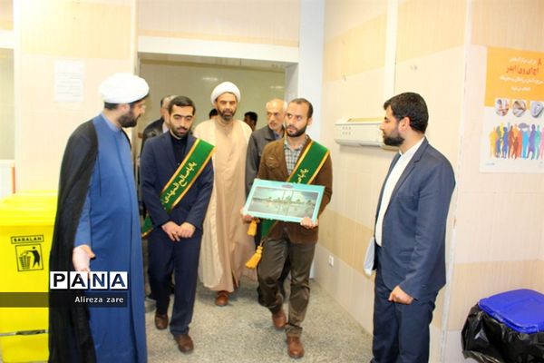 دیدار خادمان مسجد مقدس جمکران قم از بیماران بیمارستان شهدای خلیج فارس بوشهر