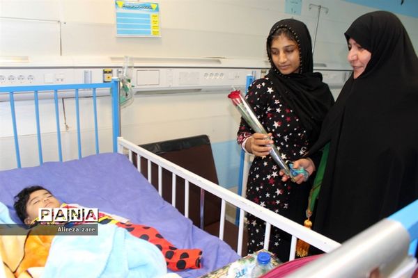 دیدار خادمان مسجد مقدس جمکران قم از بیماران بیمارستان شهدای خلیج فارس بوشهر
