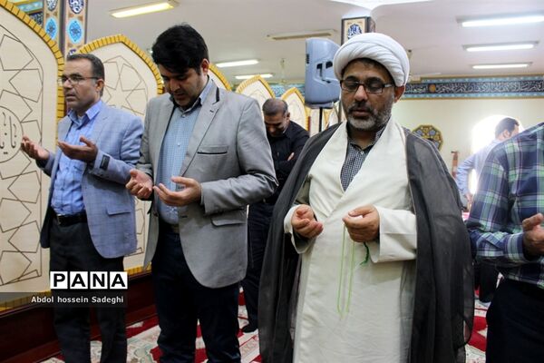 دیدار خادمان مسجد جمکران با دانشجویان و مسئول نهاد رهبری در دانشگاه خلیج فارس بوشهر