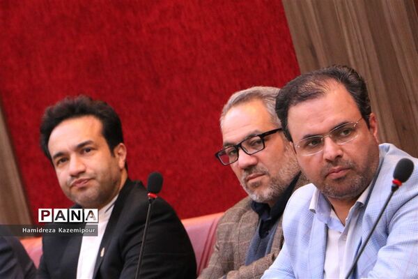جلسه تودیع و معارفه مدیرکل آموزش و پرورش شهرستان‌های استان تهران