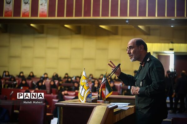 پنجمین اجلاسیه کنگره ملی همفکری  بسیج دانش‌آموزی