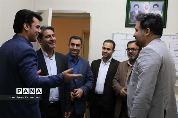 دیدار مدیرکل آموزش‌و‌پرورش شهرستان‌های استان تهران با همکاران اداری