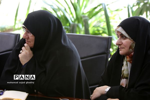 جلسه هماهنگی بزرگداشت چهلمین سال پیروزی انقلاب اسلامی