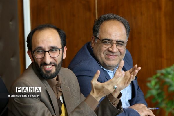 جلسه هماهنگی بزرگداشت چهلمین سال پیروزی انقلاب اسلامی