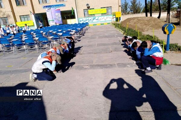 بیستمین مانور سراسری زلزله درشهرستان درمیان