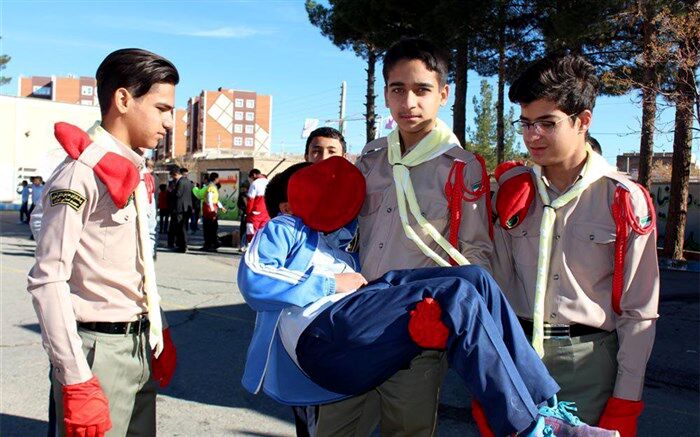 مانور "زلزله و ایمنی" در بیش از2000آموزشگاه سطح استان برگزار شد