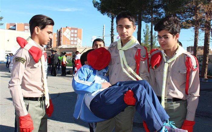 مانور "زلزله و ایمنی" در بیش از2000آموزشگاه سطح استان برگزار شد