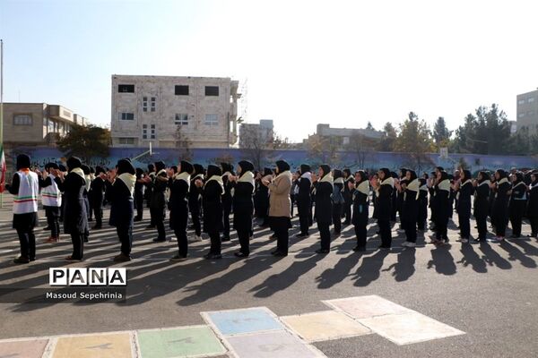 بیستمین مانور سراسری زلزله در هنرستان باقرالعلوم در تبریز