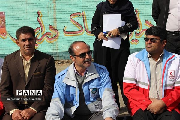 مانورسراسری زلزله و ایمنی مدارس در کرمان