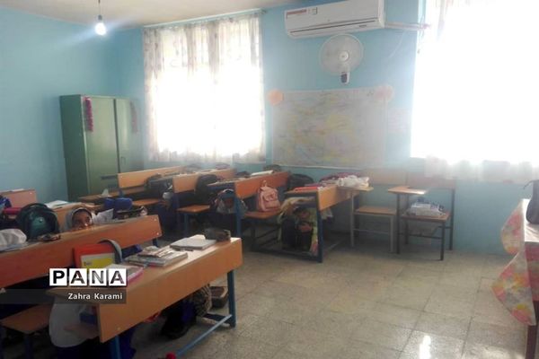 مانور زلزله در دبستان شهید فولادی 2 و دبستان معینی  بوشهر