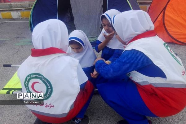 مانور زلزله در دبستان شهید فولادی 2 و دبستان معینی  بوشهر