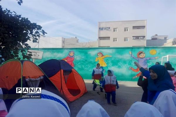 مانور زلزله در دبستان شهید فولادی 2 و دبستان معینی  بوشهر