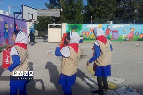 مانور زلزله در دبستان شهید فولادی 2 و دبستان معینی  بوشهر