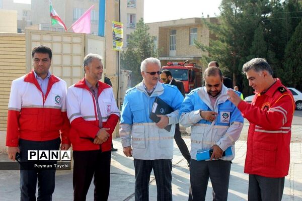 مانور سراسری زلزله و ایمنی مدارس در سمنان