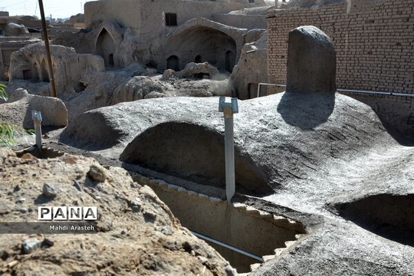 «بام اندود» یکی از آیین‌های قدیمی مردم خراسان جنوبی