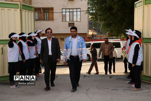 بیستمین مانور زلزله و ایمنی در مدارس استان بوشهر - ۱