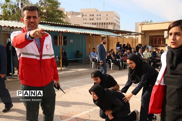 بیستمین مانور زلزله و ایمنی  در مدارس استان بوشهر-۲