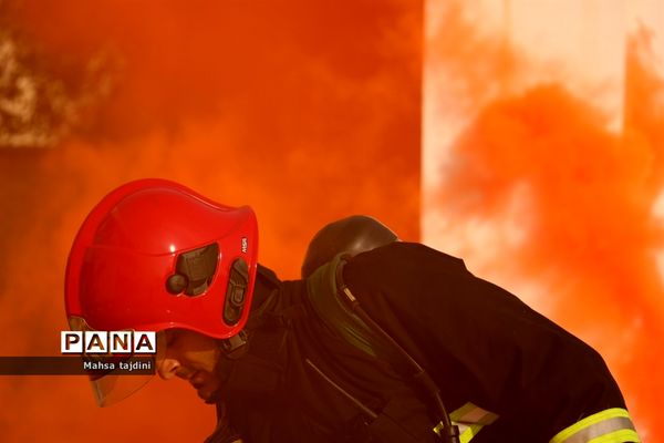 بیستمین مانور زلزله و ایمنی  در مدارس استان بوشهر-۲