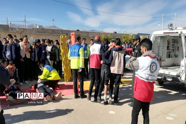 برگزاری بیستمین مانور زلزله و ایمنی در مدارس نی ریز