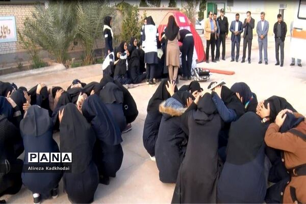 مانورسراسری زلزله در منطقه دستگردان