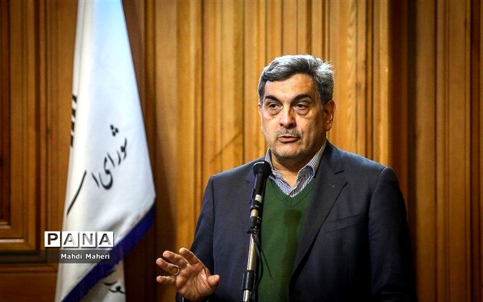 وزیر کشور حکم شهردار جدید تهران را اعطا کرد