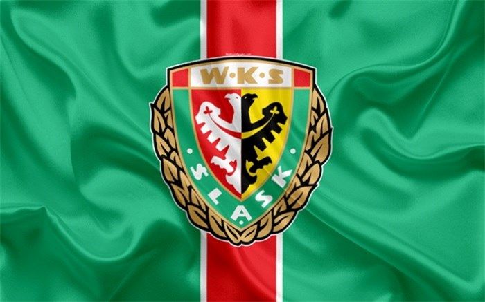 لیگ برتر لهستان؛ اسلاسک ورشو با هافبک پرسپولیس وارد بحران شد