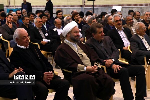 هشتادمین سالگرد تأسیس دبیرستان حکیم نظامی قم