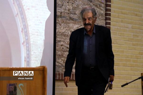 هشتادمین سالگرد تأسیس دبیرستان حکیم نظامی قم