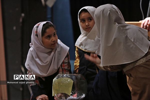 همایش ایجاد انگیزش و  روش‌های نوین آموزشی