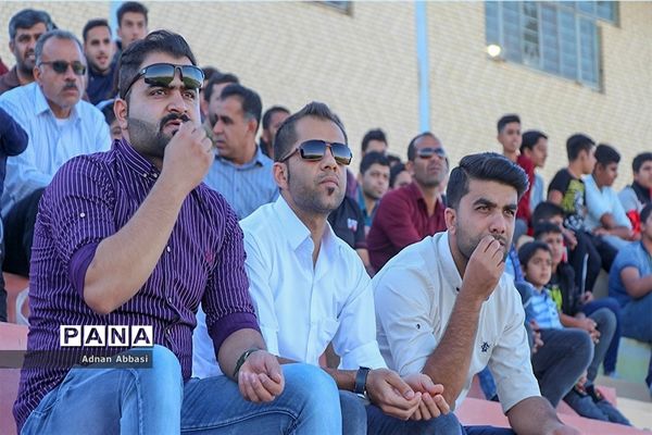 دیدار تیم های ارشاد گله‌دار و  قیر و کارزین